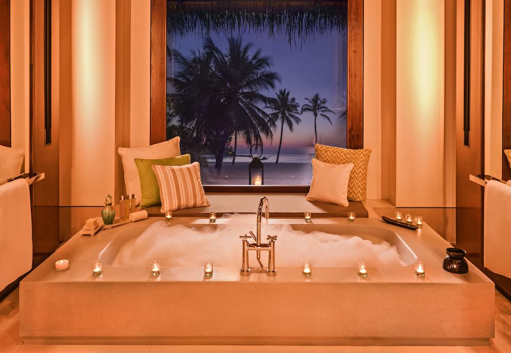 Beach Villa at One&Only Reethi Rah, view 3